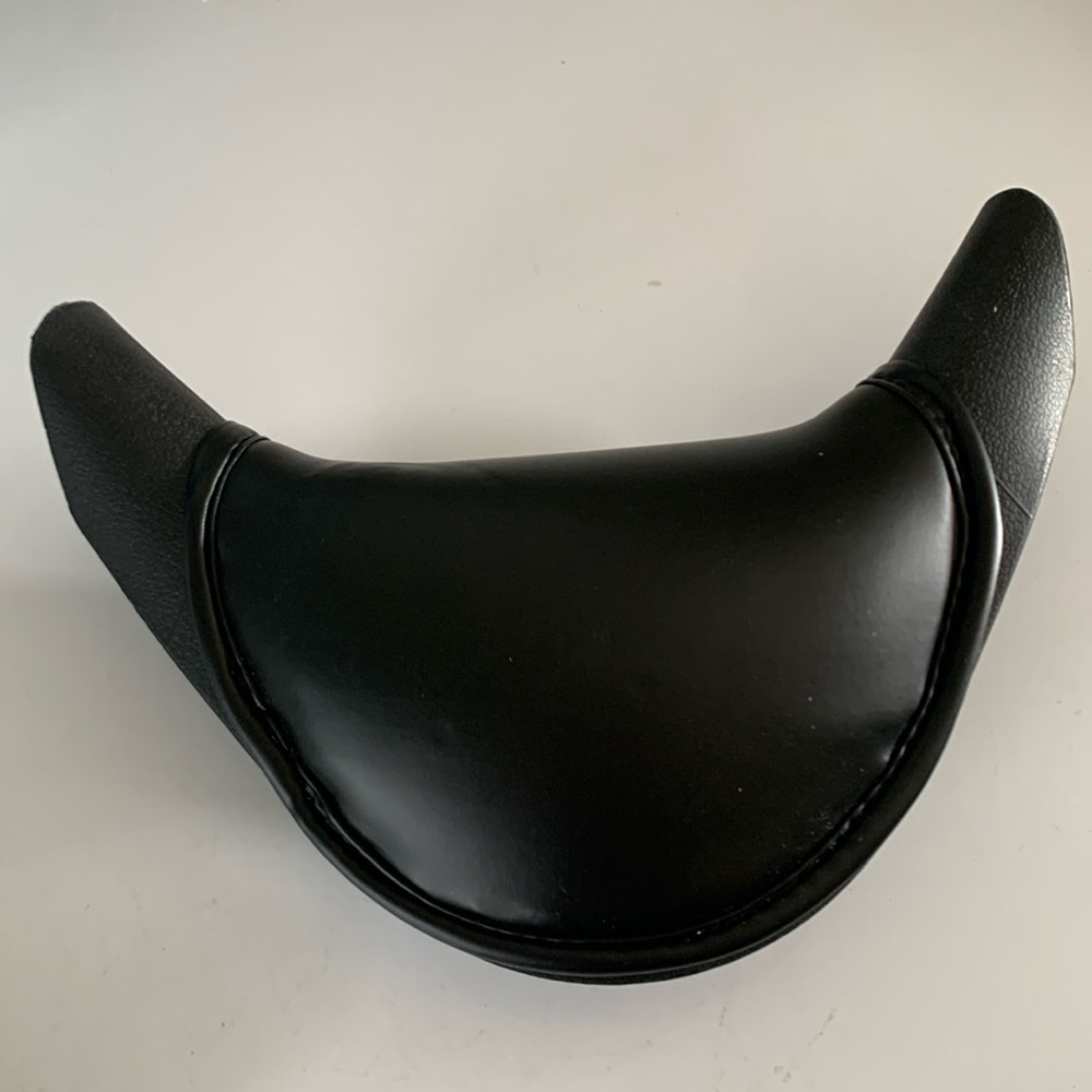 Shampoo bowl headrest. Excellent condition